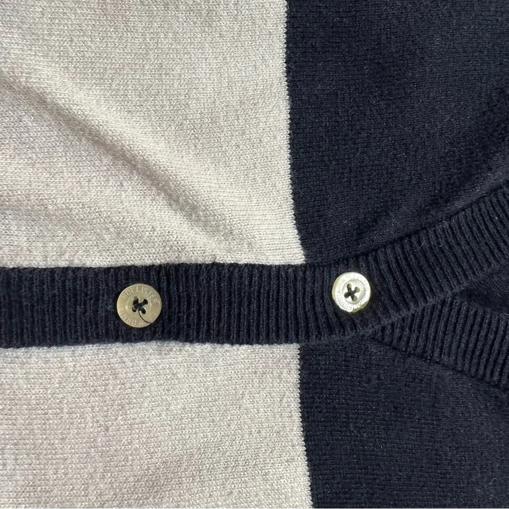 Y2K Hollister Navy White Stripe Cardigan V-Neck Women’s Medium Vintage - Picture 6 of 7